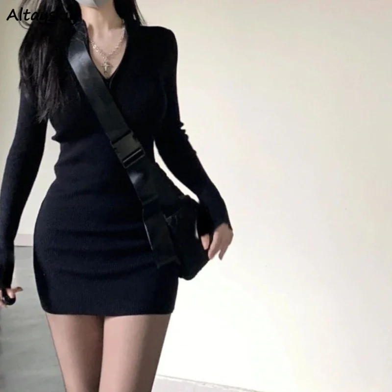 Long Sleeve Mini Dresses Women Slim Autumn Winter Hot Girls Zippers Solid V-neck Sexy Flattering Waist Soft Knitting Black Basic