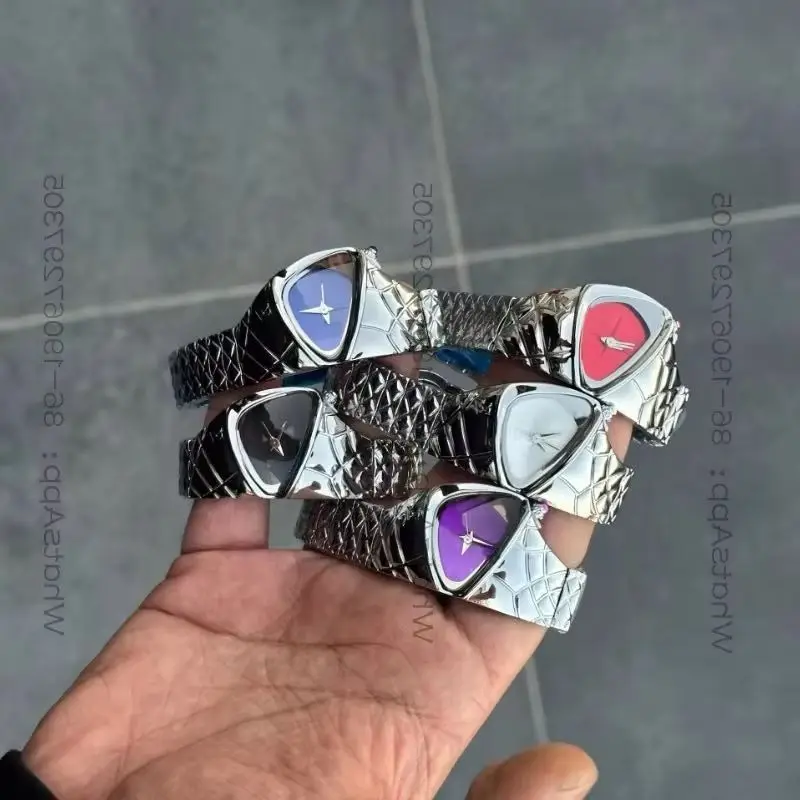 

Оригинальные часы 3S Year of the Snake с лимитированным тиражом, специальным дизайном в виде дракона, нишевые, легкие, роскошные, мужские и женские кварцевые часы.