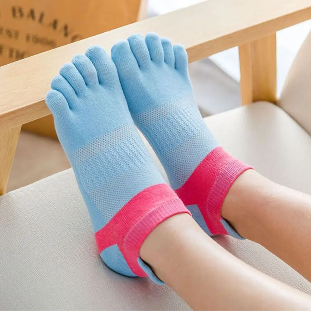 

1 Pair of EU36-40 Five Finger Socks Cotton Mesh No Show Ankle Socks Anti Friction Breathable Women's Short Socks Hiking