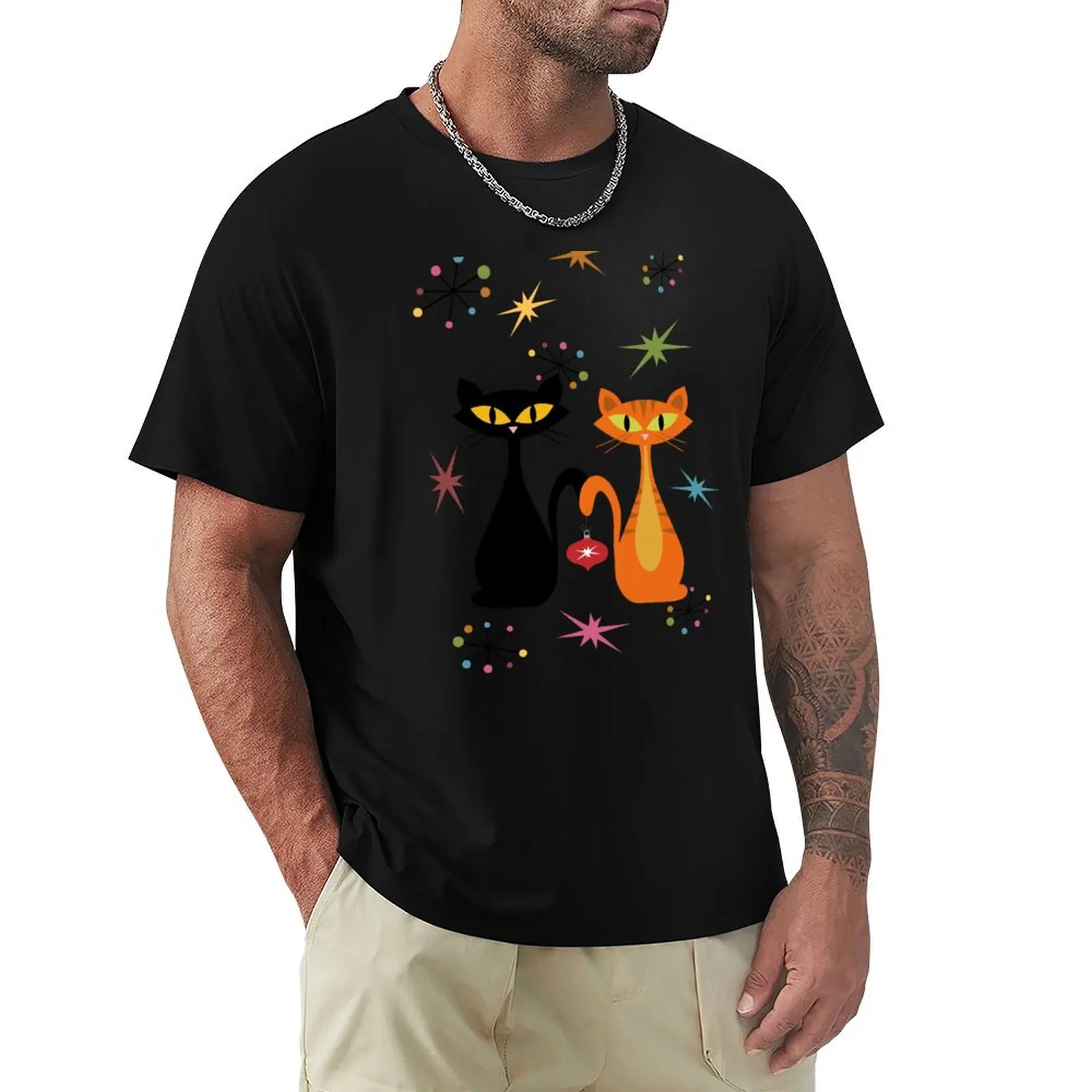 Mid Century orange and black cats Christmas T-Shirt Basic Regular Fit Casual T-Shirt