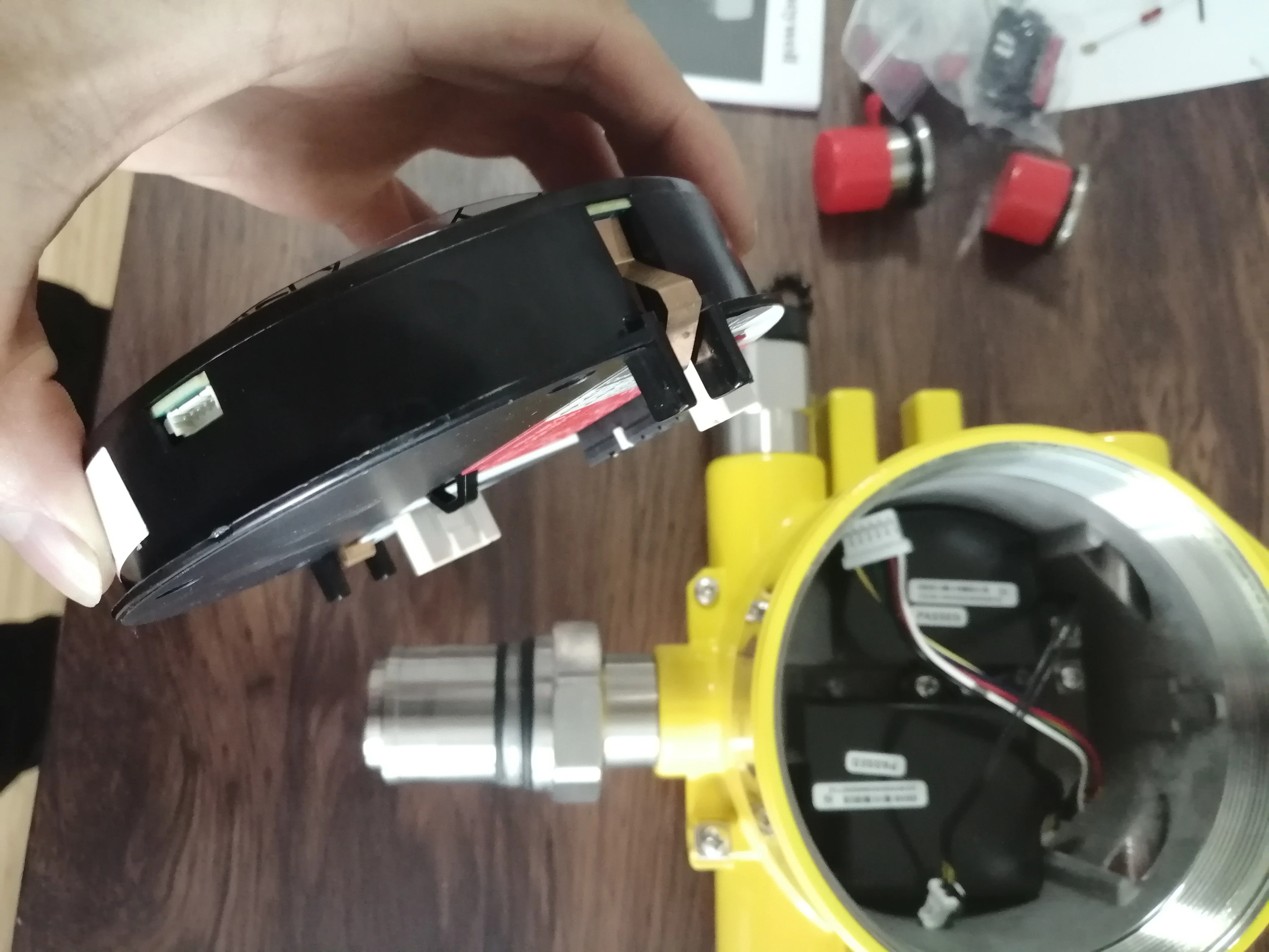 كاشف الغاز xnx جهاز إرسال عالمي مع كاشف الغاز HART EDDL/DTM XNX-RMSE-NHNNN CO CO2 H2 H2S cl2 وLEL هانيويل xnx