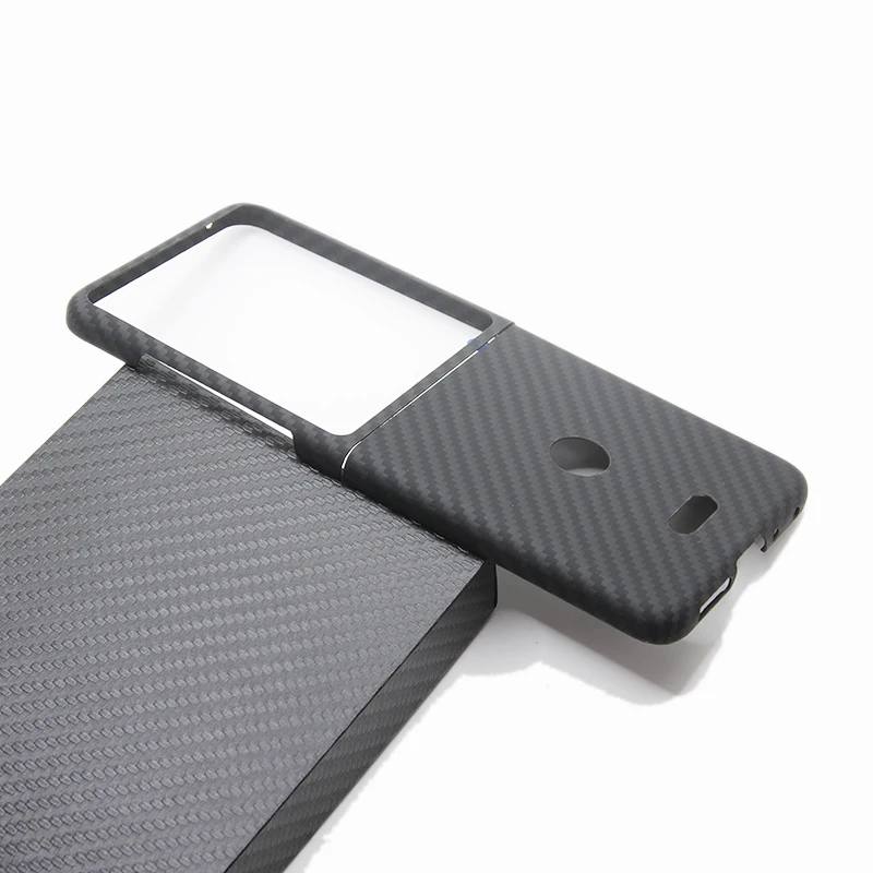 Imagem -03 - Zxke-estojo de Carbono para Motorola Moto Razr 50 Capa Dura Ultraleve Ultrafino Confortável Comercial Aramid Fiber Shell