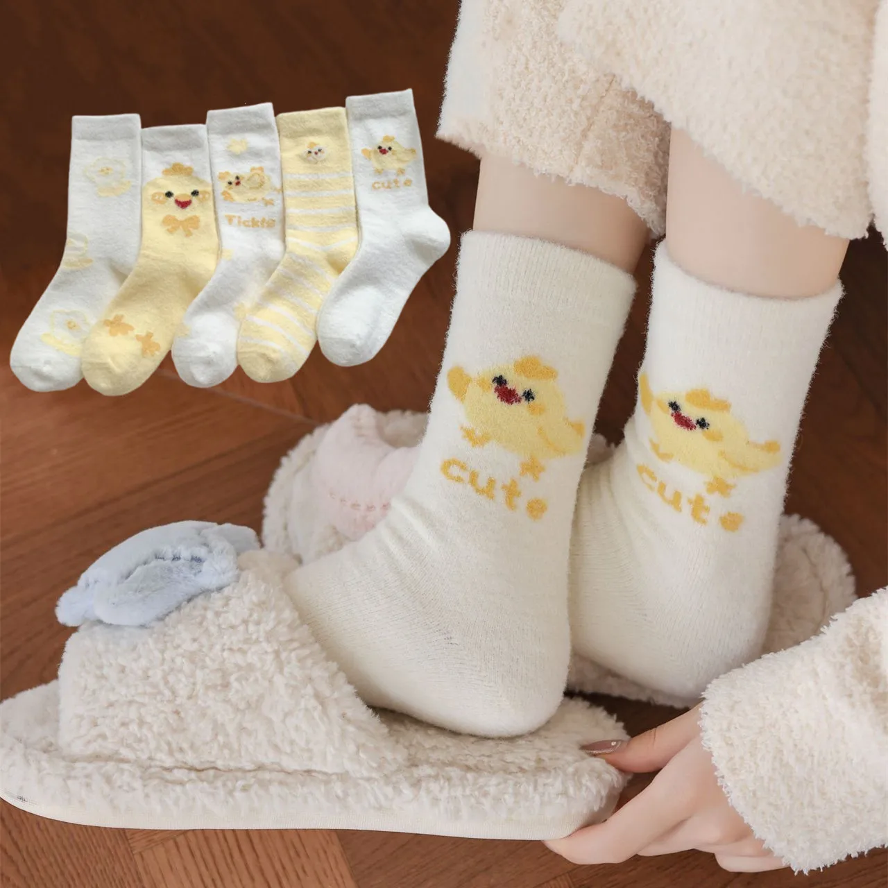 

Осенне-зимние утепленные женские носки, милые флисовые носки среднего размера с рисунком цыпленка, японские кавайные термоноски для домашнего пола