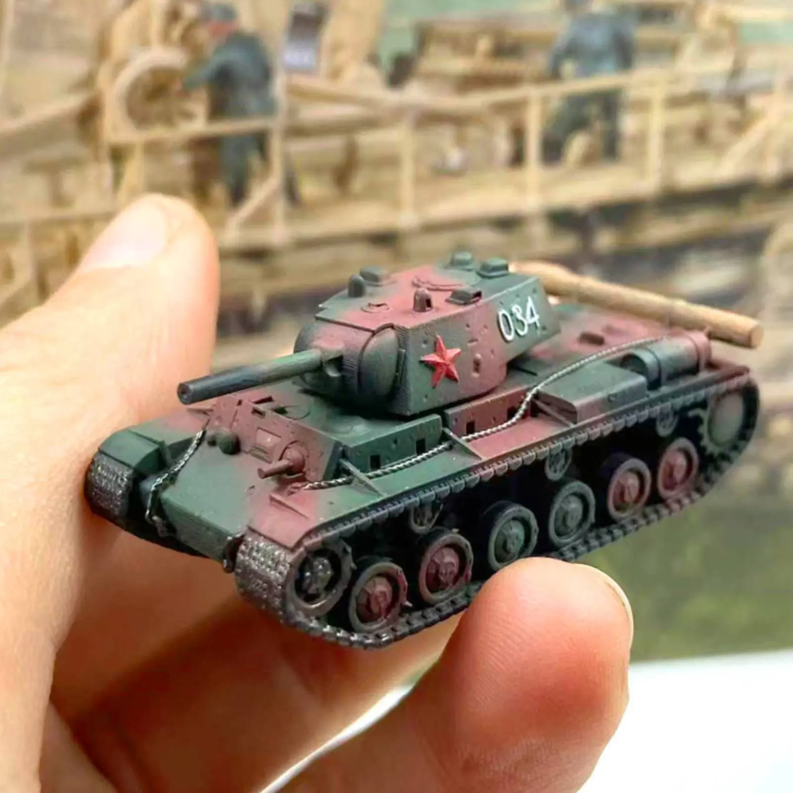 

Soviet KV-1 Armored Vehicle Model Highly Detailed 1/144 Scale Weighty Armored Vehicle Miniature Armored Vehicle Fully Assembled