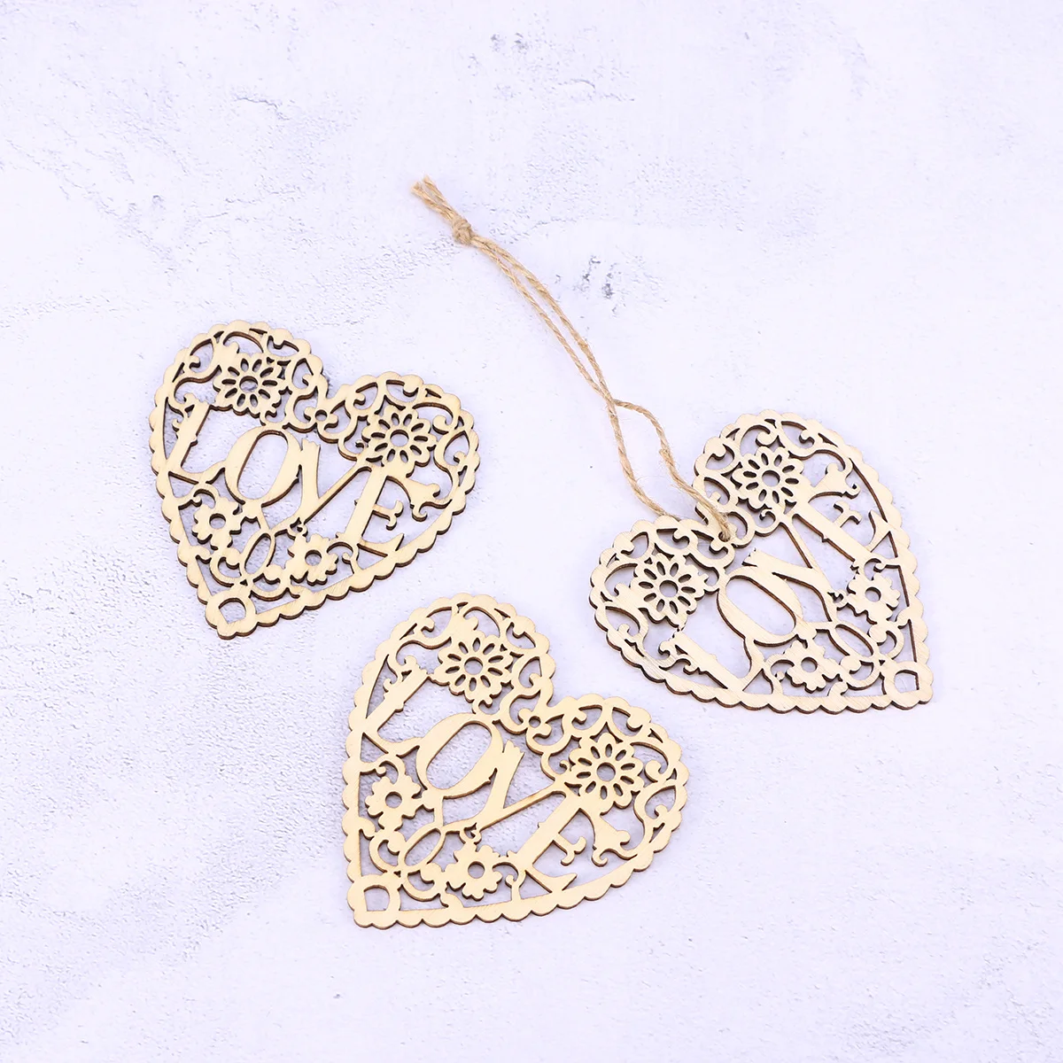 

10pcs Heart Shaped Wooden Ornaments Natural Color 8x8x03cm DIY Crafts Hanging Accessories Love Heart Decorations Wooden Hanging