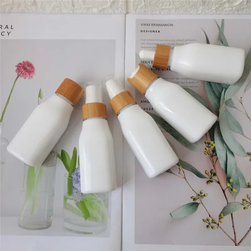 Tapa de madera ecológica, tapa de bambú, botella de vidrio de porcelana blanca de ópalo, envases cosméticos vacíos, botella de loción y champú de gel de ducha
