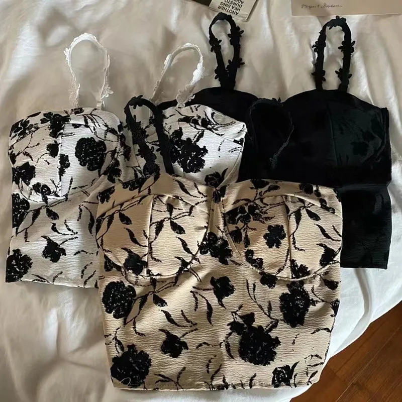 早春の女性用オルトラップチェストストラップベスト、胸パッド付きインテイテッドブラ、ベース付き、流行のアウタートップ