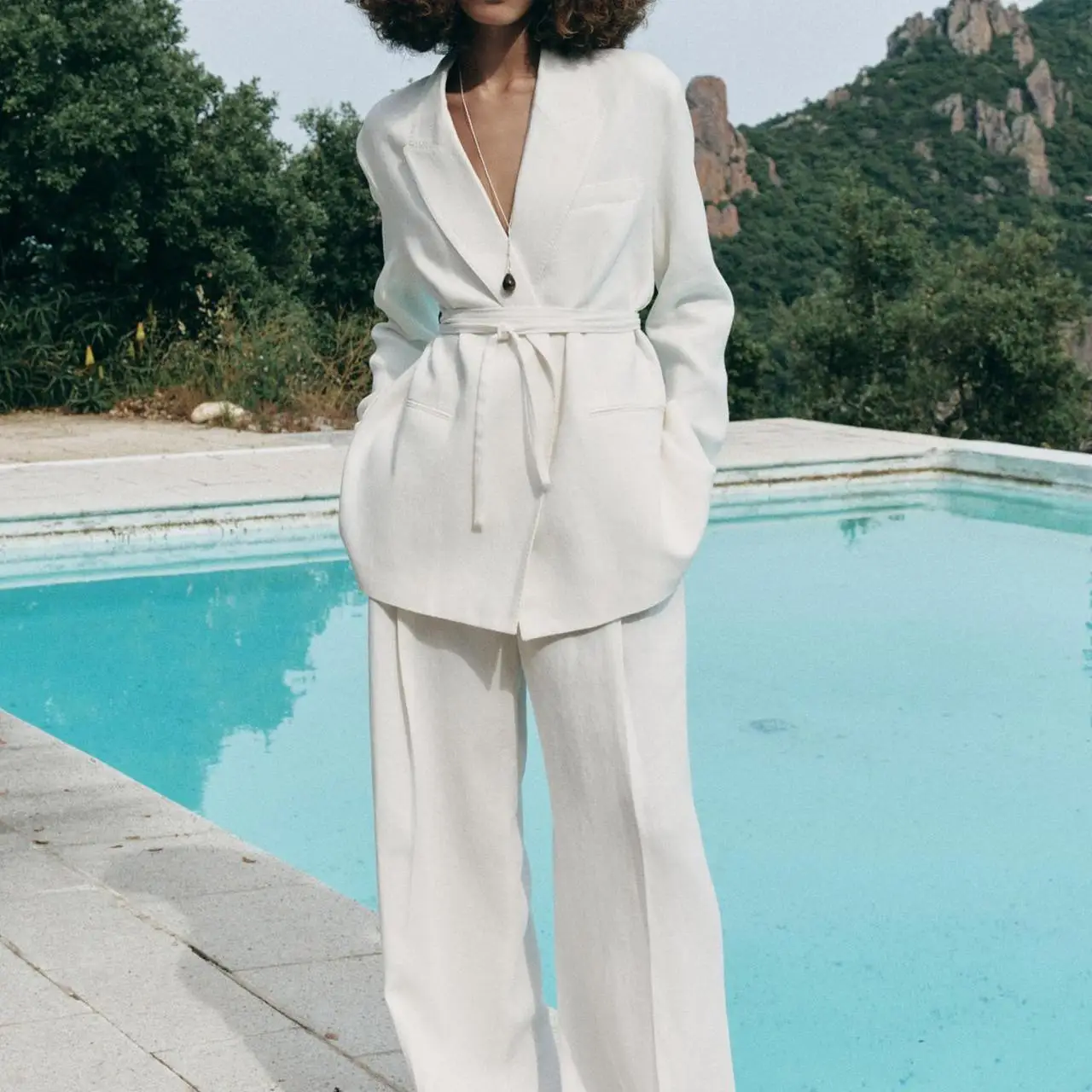 

ZBZR осенний новый женский модный повседневный длинный льняной костюм Sve Jaet Street Sle из полиэфирного волокна, подходит для поездок на работу