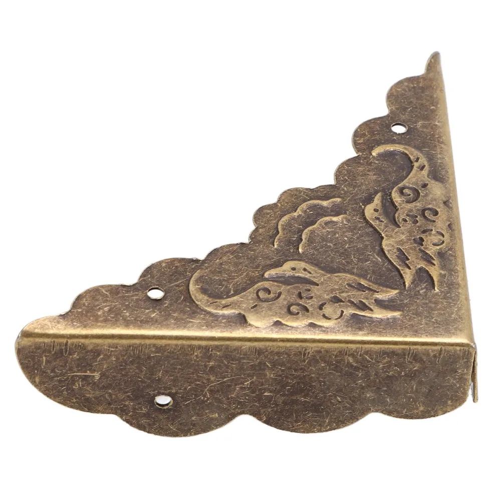 40pcs Bronze Box Corner Protectors Iron Right Angle Corner Protectors With Mounting Nails Furniture Corner Guard Storage Box