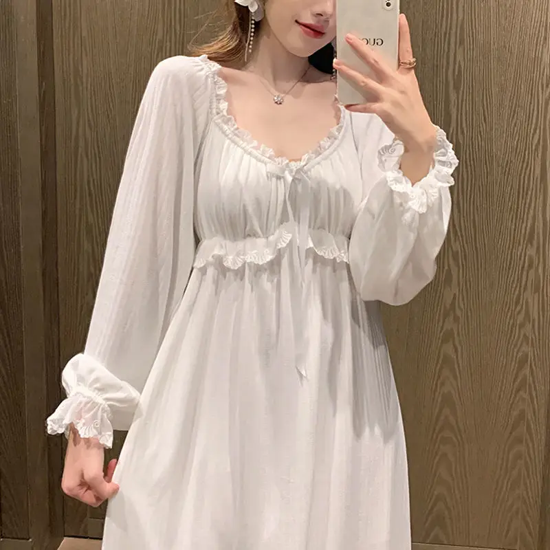 Chemise de nuit en dentelle à volants de style coréen pour femmes, robe de nuit, pyjama une pièce, manches longues élégantes, vêtements de maison