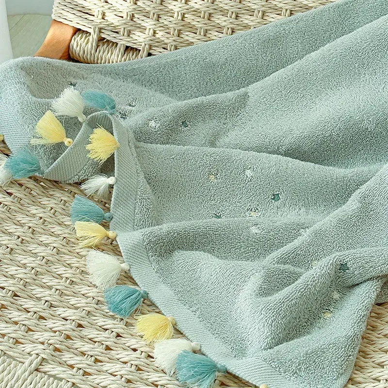 100% Cotton Tassel Bath Towel, Extra Large Super Absorbent Soft Towel, Cute Star Print for Bathroom Beach Travel