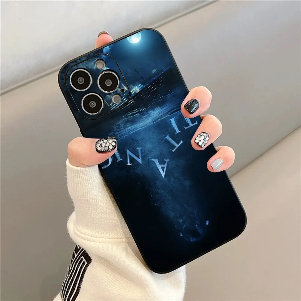 Titanic Love Disaster Movie Phone Case For Iphone 15 11 13 14 Pro Max 7 8 Plus X Xr Xs Max Se2020 12mini Cover Case