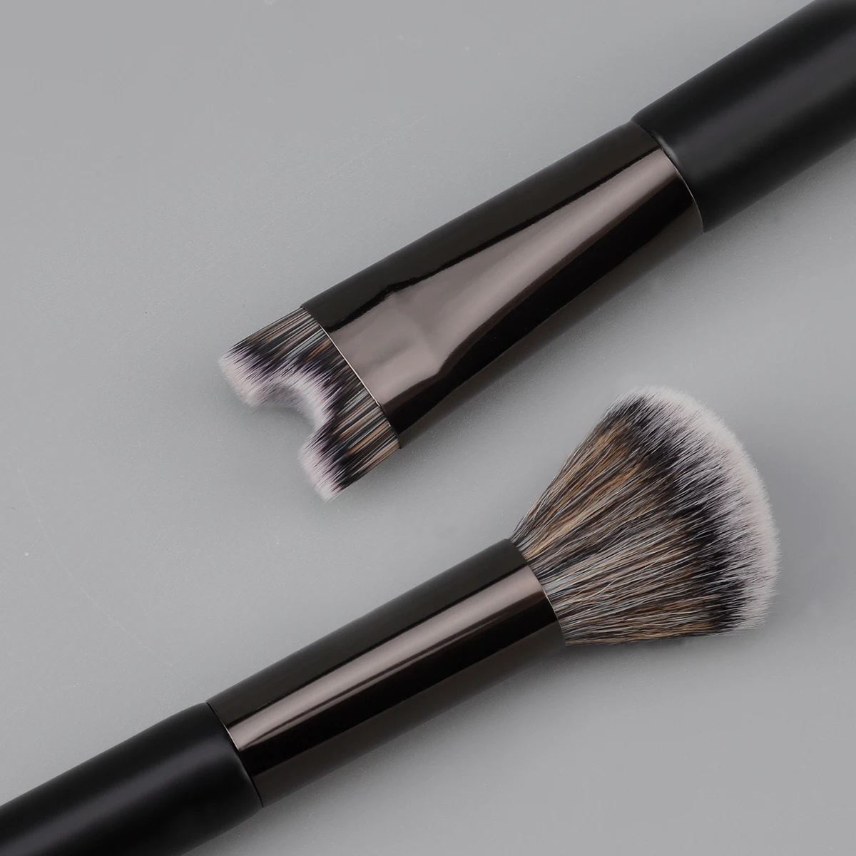 Portable Dual Head Makeup Brush U-shaped Nasal Shadow Powder Brushes High Gloss Foundation Concealer Brush Beauty Makeup Tools