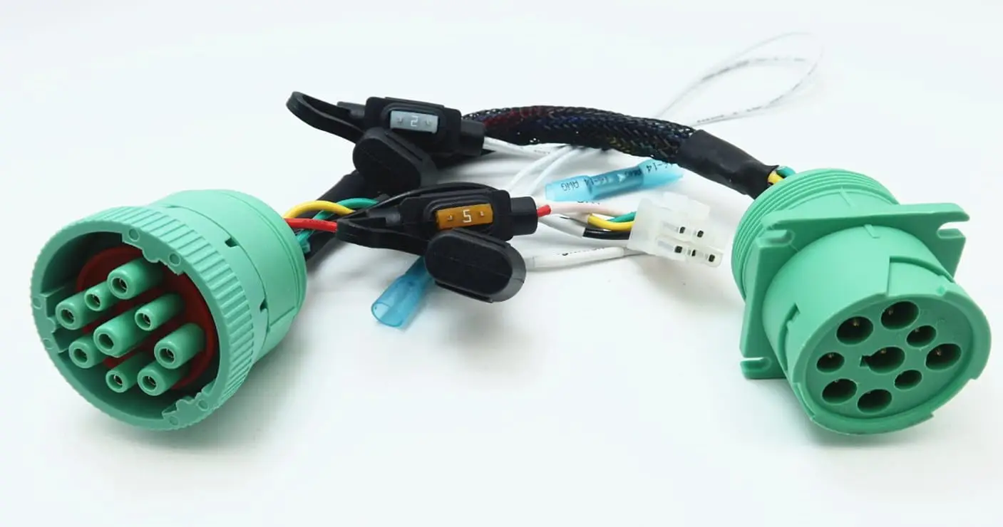 

Тип 2 J1939 Установка Y-кабеля-переходника с фланцем — высокая скорость 500k