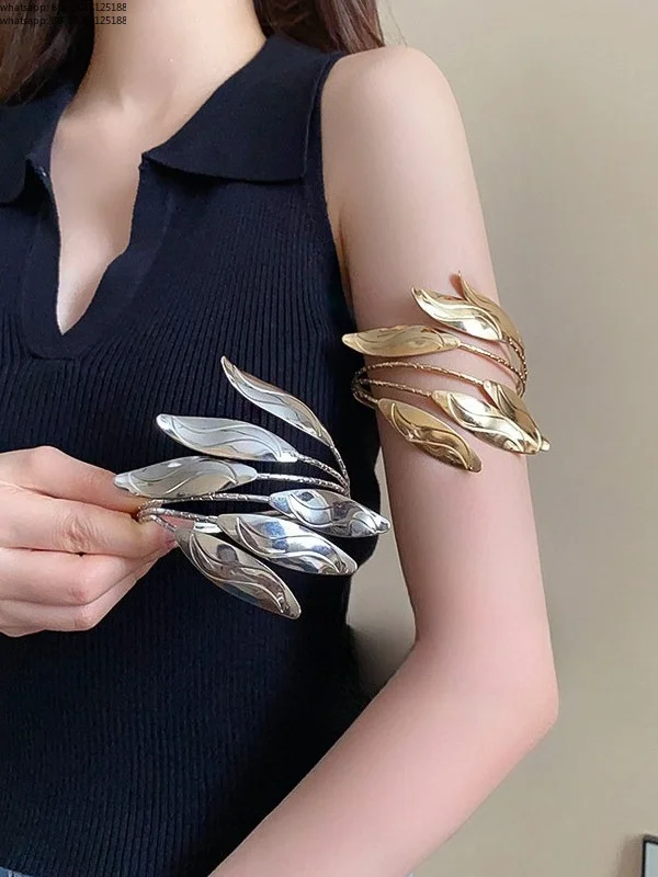 European and American leaf bracelet, arm ring, silver niche design, arm bracelet, exotic bracelet, exaggerated accessories.