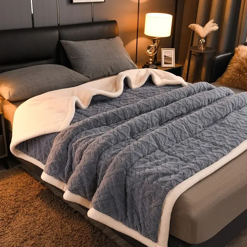 Solid Color Three-layer Thicken Warm Comfortable Blanket Winter Single Double Student Dormitories Soft Skin Friendly Blankets