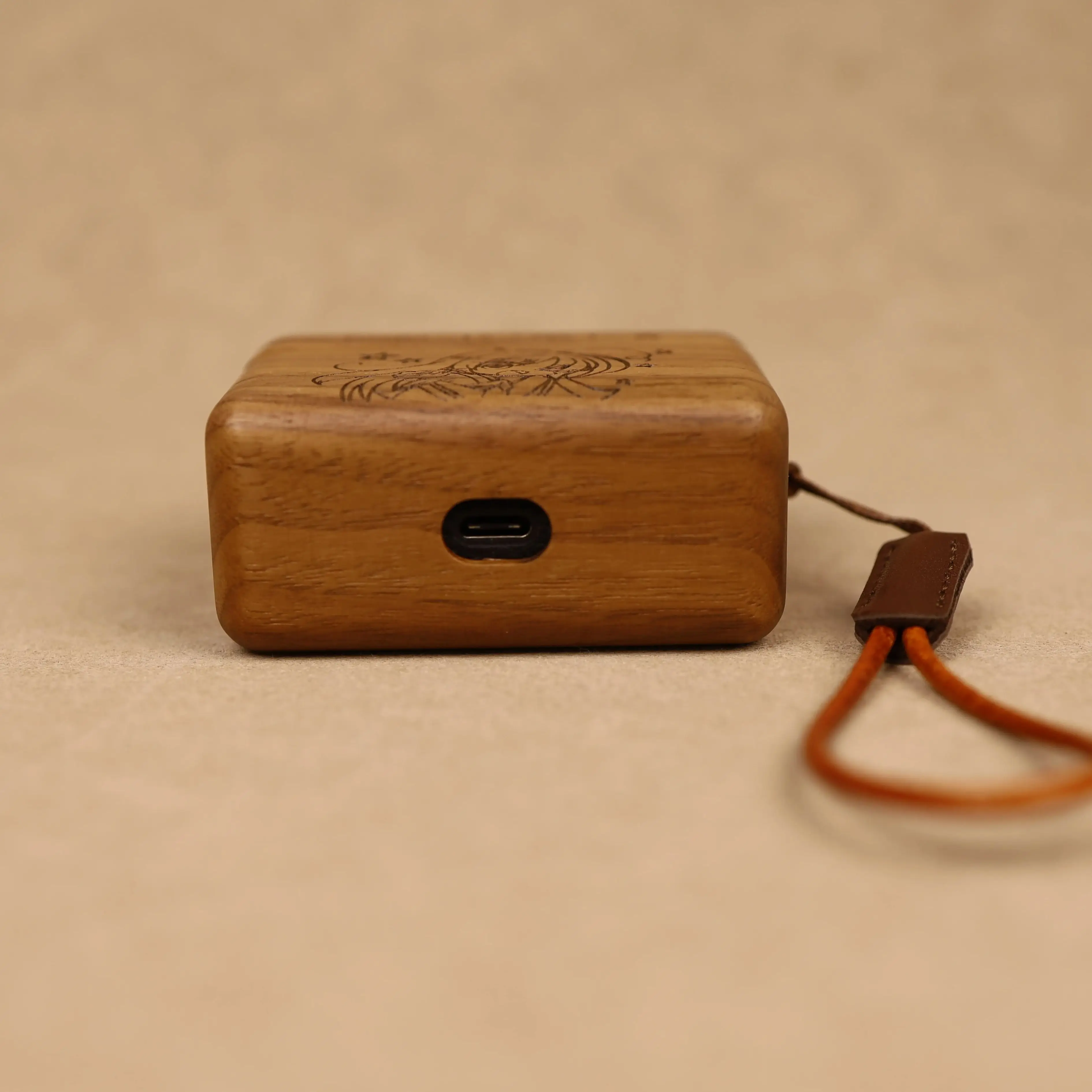 Handmade Walnut Wood Protective Case for Marshall MOTIF II A.N.C