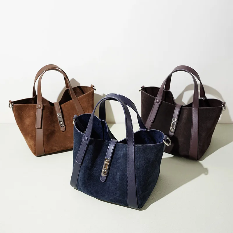 

New Retro Basket Bag Stylish Large-capacity Tote Bag Niche Design Versatile Handbags Popular European And American Commuter Bags