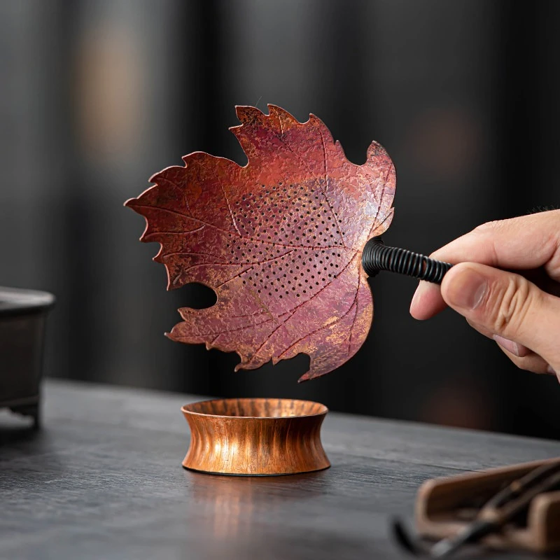 Antique Copper Maple Leaf Tea Strainer Plum Blossom Tea Infuser Chinese Creative Tea Filter Vintage Teaware Ceremony Accessory