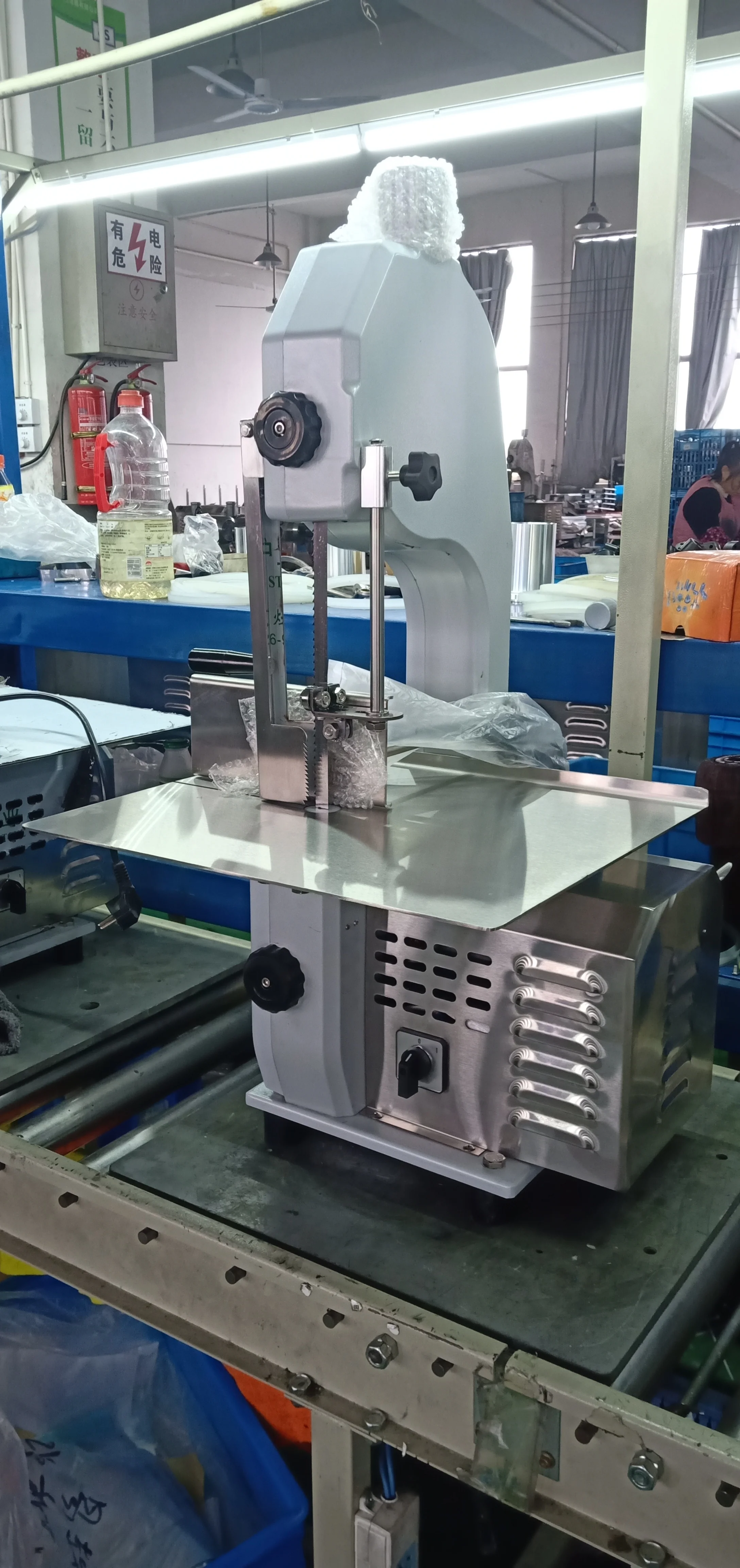 HR-210A Ticari Et Dilimleme Ma - Bone Saw Machine Commercial Electric incelemesi ve fiyatı