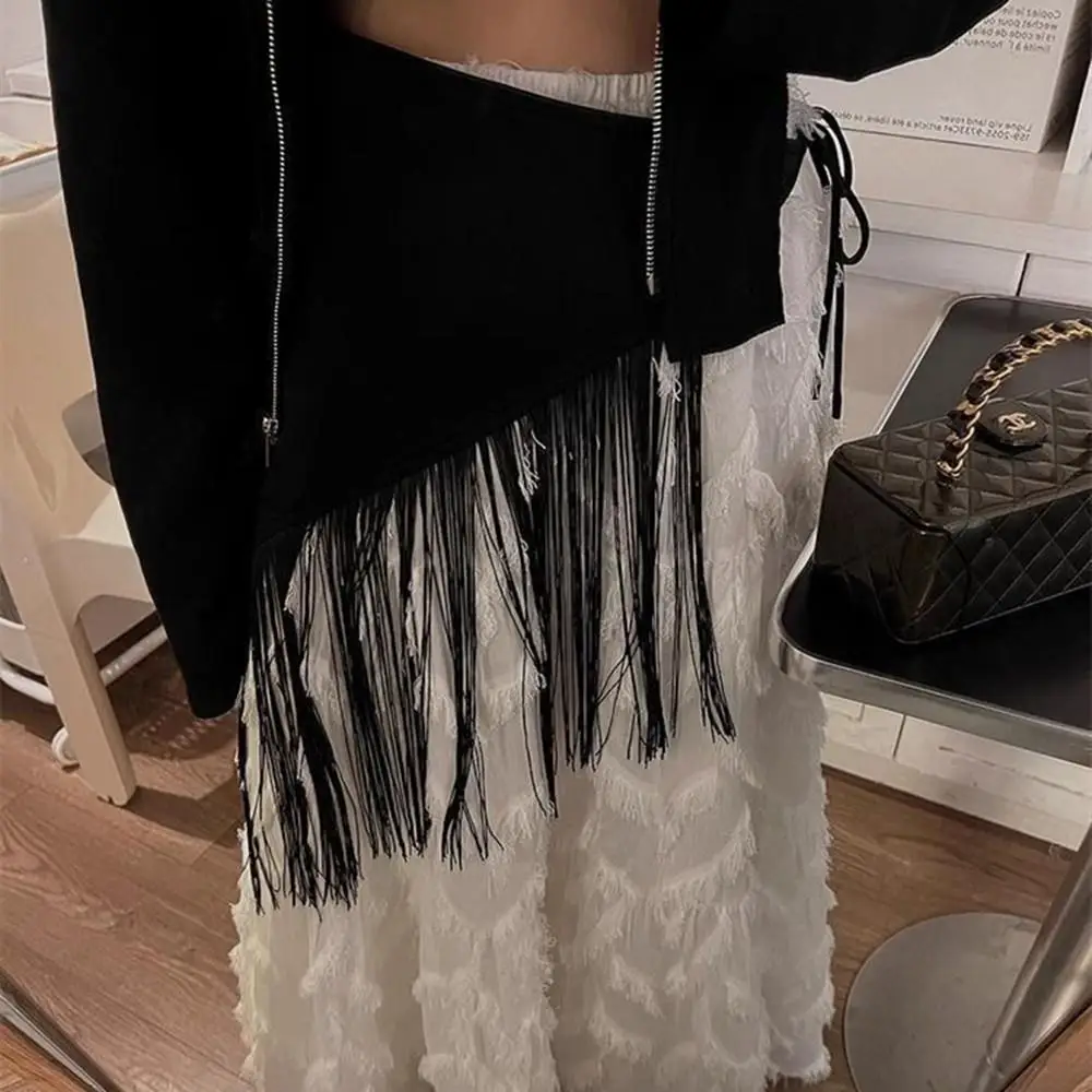 เข็มขัดผู้หญิงปี 2025 แบบมีพู่กว้าง สไตล์เรโทร ทรงสามเหลี่ยม แต่งพู่ห้อย แนวคอร์เซ็ท สไตล์สาวแซ่บ Y2K แฟชั่น เข็มขัดตกแต่ง กระโปรงผ้าม่าน