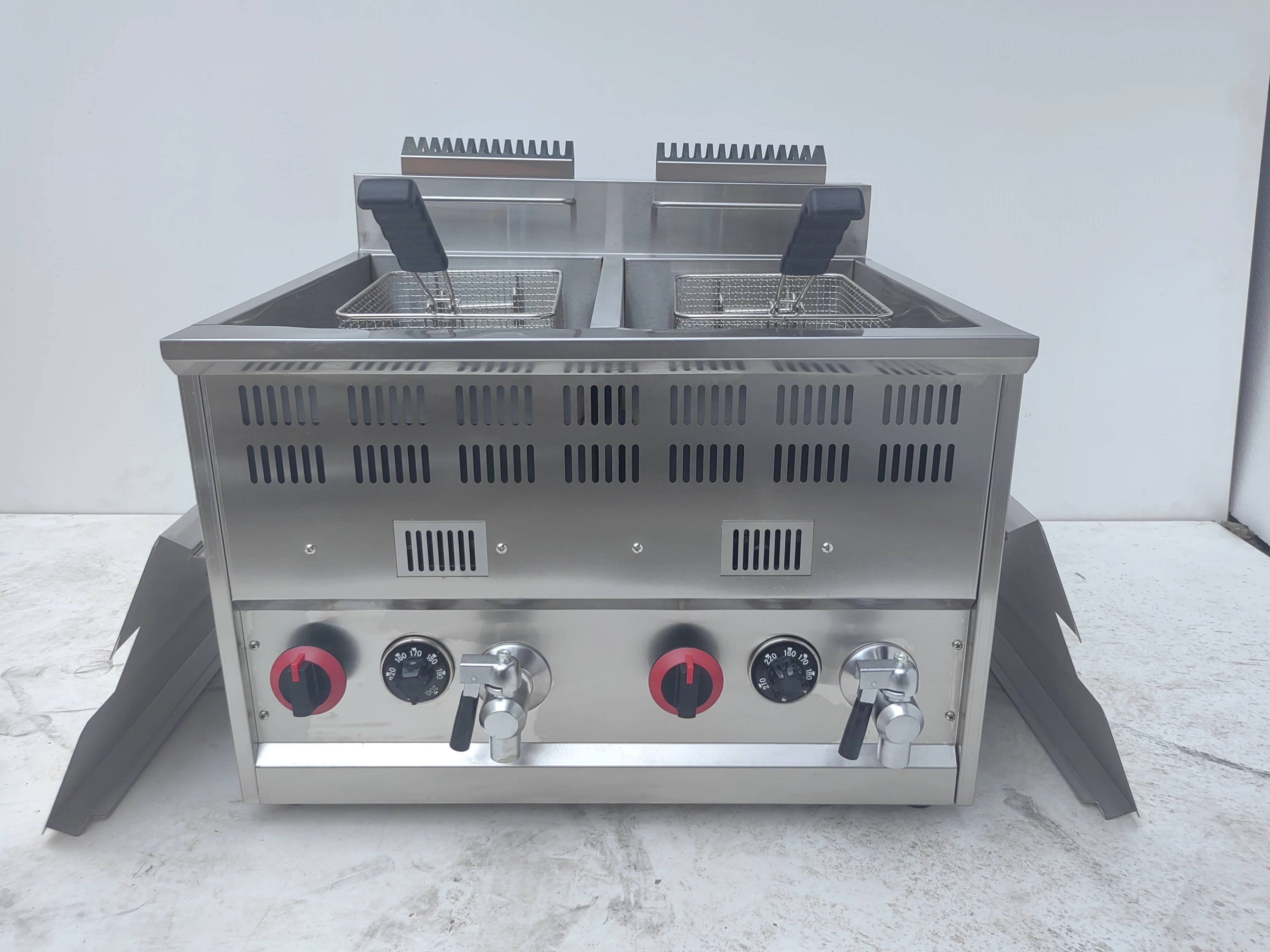 Hot Sales Wholesale 2 Tank Gas Deep Fryer French Machine Fries Fryer Commercial Counter Top Gas Deep Fryer