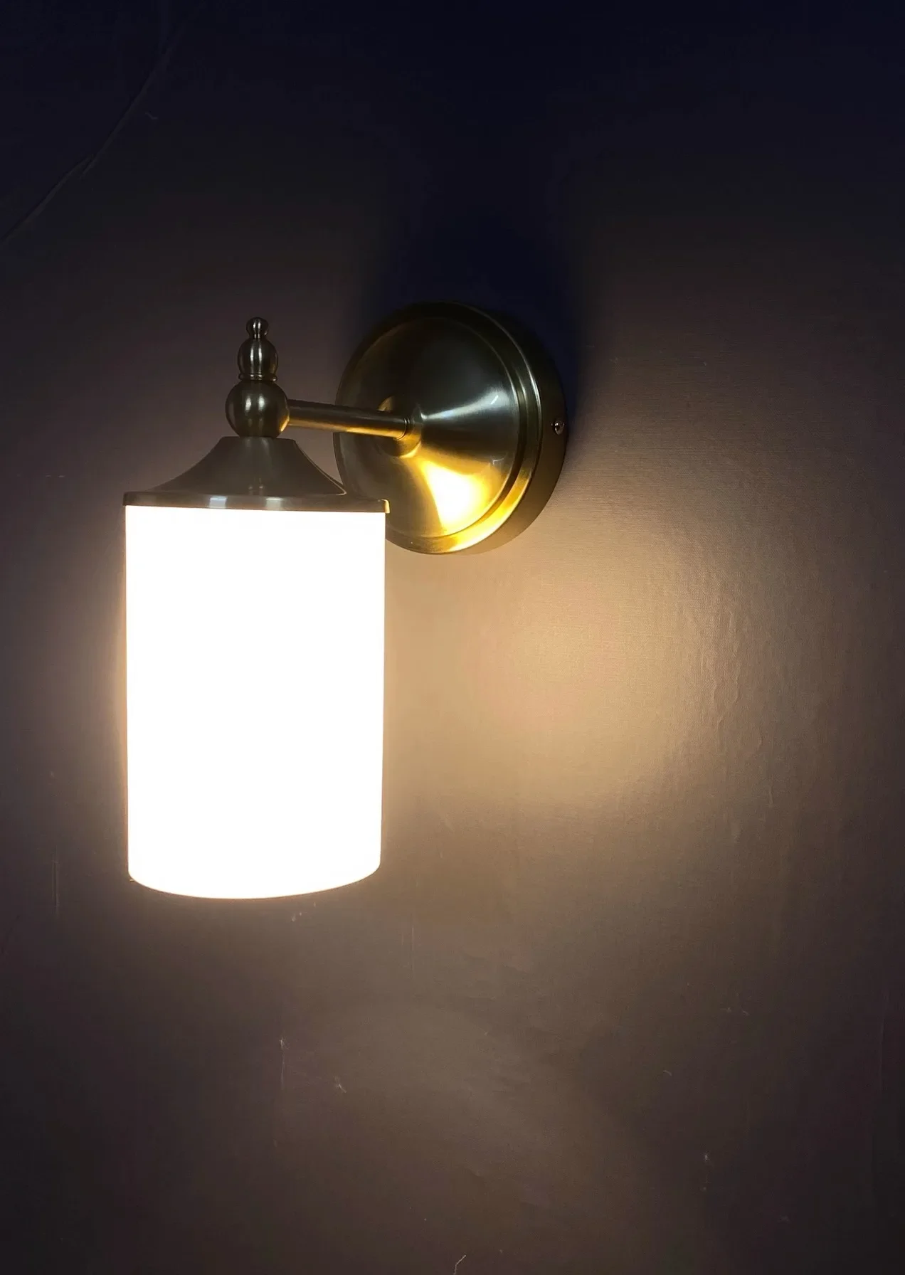Nordic Minimalist Wall Lamp Retro Glass Bedroom Bedside Lamp LED Guesthouse Staircase Corridor Feature Wall Bathroom Lamp