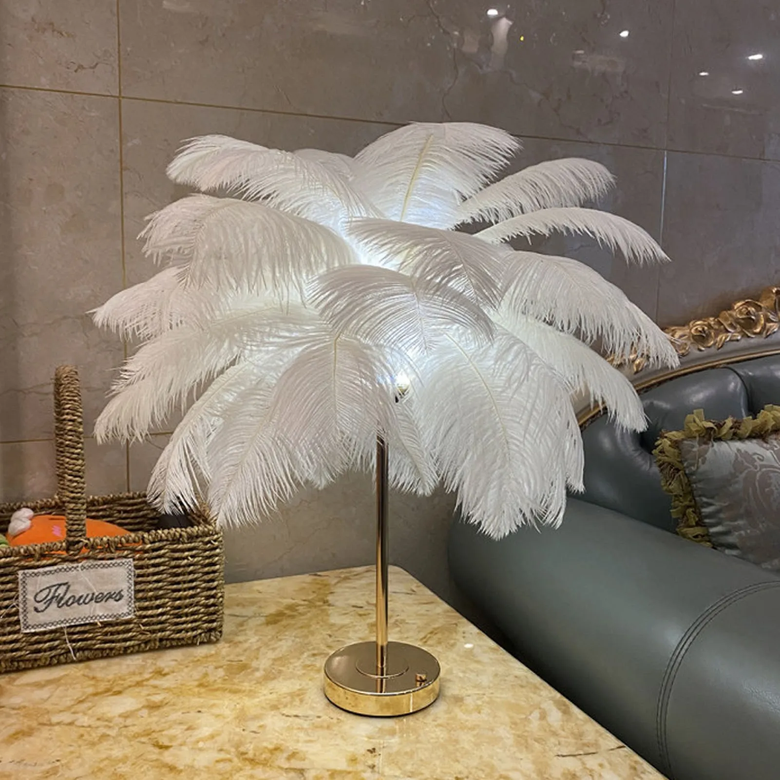 Feather Table Lamp Touch Switch USB Ostrich Feather Lamp 3 Color Dimming Desk Lamp with Gold Metal Base 30pcs Feather