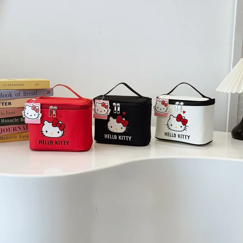 

HelloKitty Genuine Authorized Embroidery Portable Cosmetic Bag Cosmetic Bag Large Capacity Toilet Case Hand Carry Women's Bag