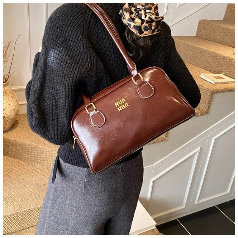 

Винтажная высококачественная женская сумка через плечо, идеальная для ежедневных поездок, с возможностью ношения на одном плече и в руке, премиальная текстура