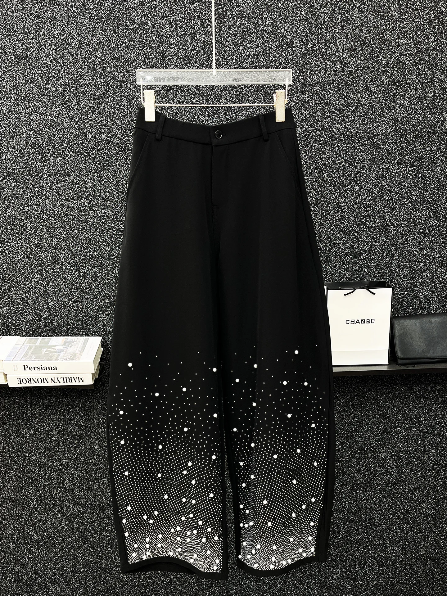 Summer New 2025 Pearl Short Sleeve Jacket Two-piece Fashion Trendy Men Gypsy Heavy Industry Hot Diamond Wide Leg Pants Set