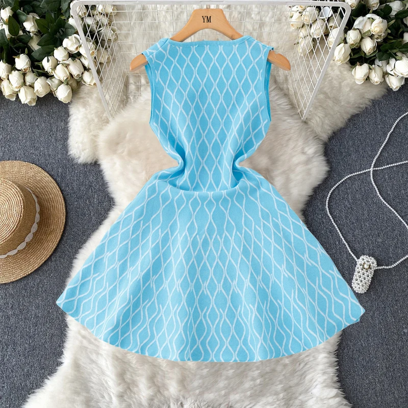 YuooMuoo Chic Fashion geometrica lavorato a maglia abito corto donna Y2K estetica senza maniche A-line abito estivo coreano Lady Party Vestido