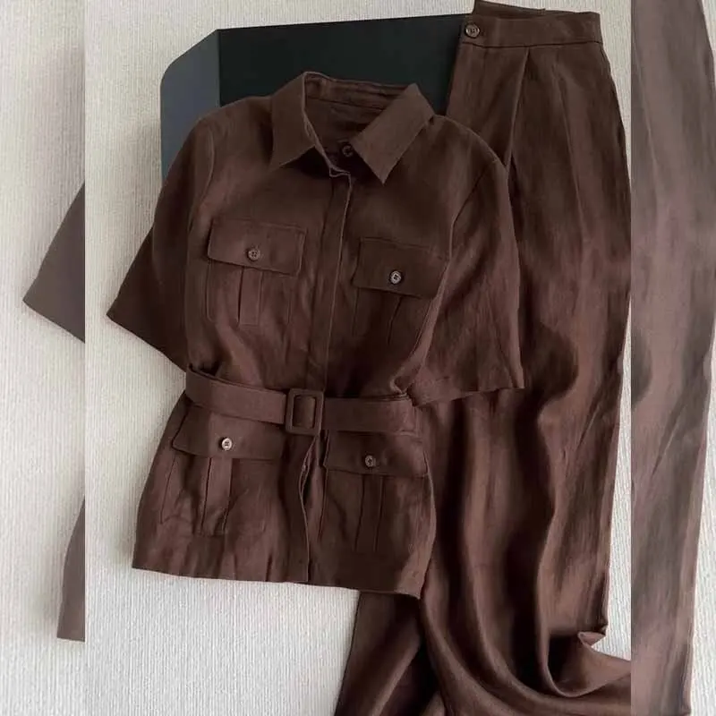 

Korean Version Simple and High-end Set Summer Unique and Beautiful Coffee Color Lapel T-shirt Pants Two-piece Set