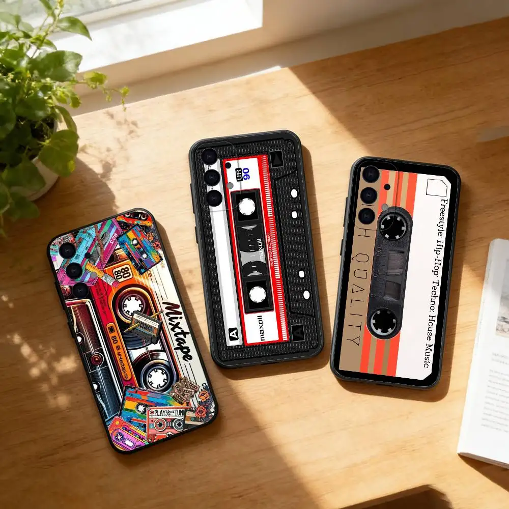 R-Retro Cassette Tape Phone Case For Samsung S25,S24,S21,S22,S23,S30,Ultra,S20,Plus,Fe,Lite Black Shell