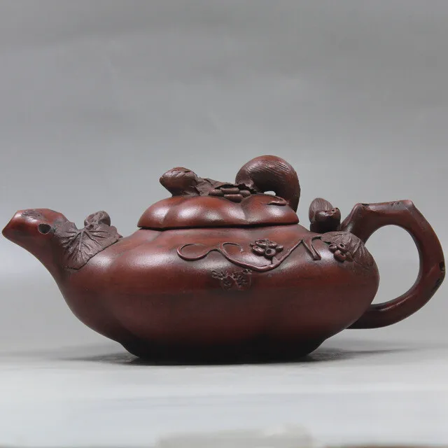6.6in Chinese Yixing Zisha Natural Clay Handmade Squirrel Grape Teapot Limited