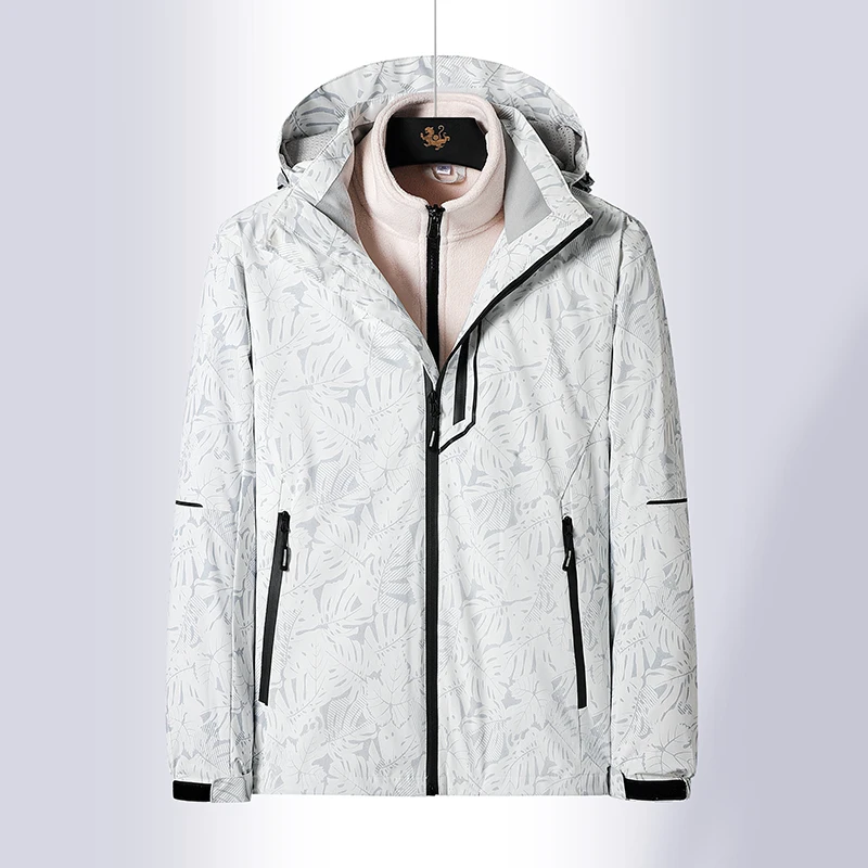 

Men's Two piece set Outdoor Soft Shell Fleece Men's And Women's Windproof Waterproof Breathable And Thermal Three In One