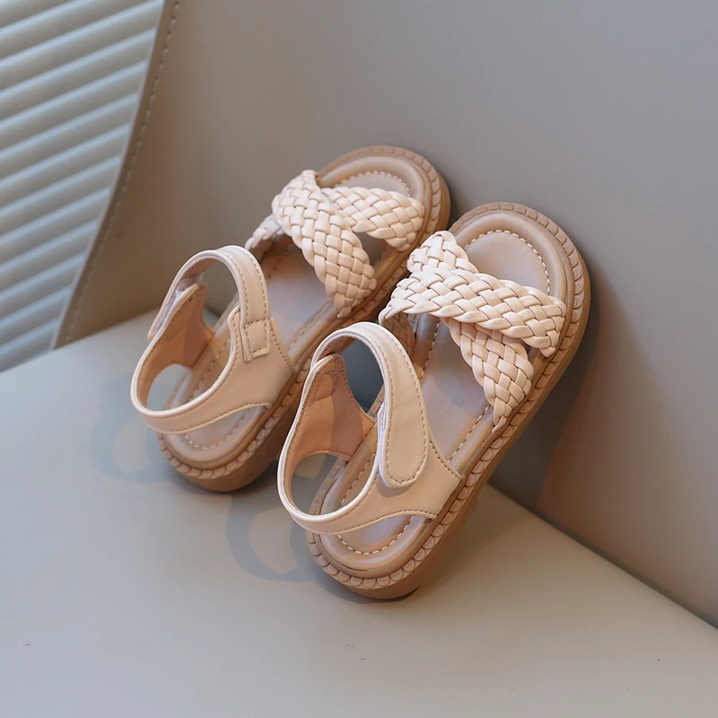 Toddlers Girls Sandals Kids Princess Beach Shoes 2024 Brand New Cross Tied Weave Style Fashion Children Summer Sandals Soft Cute