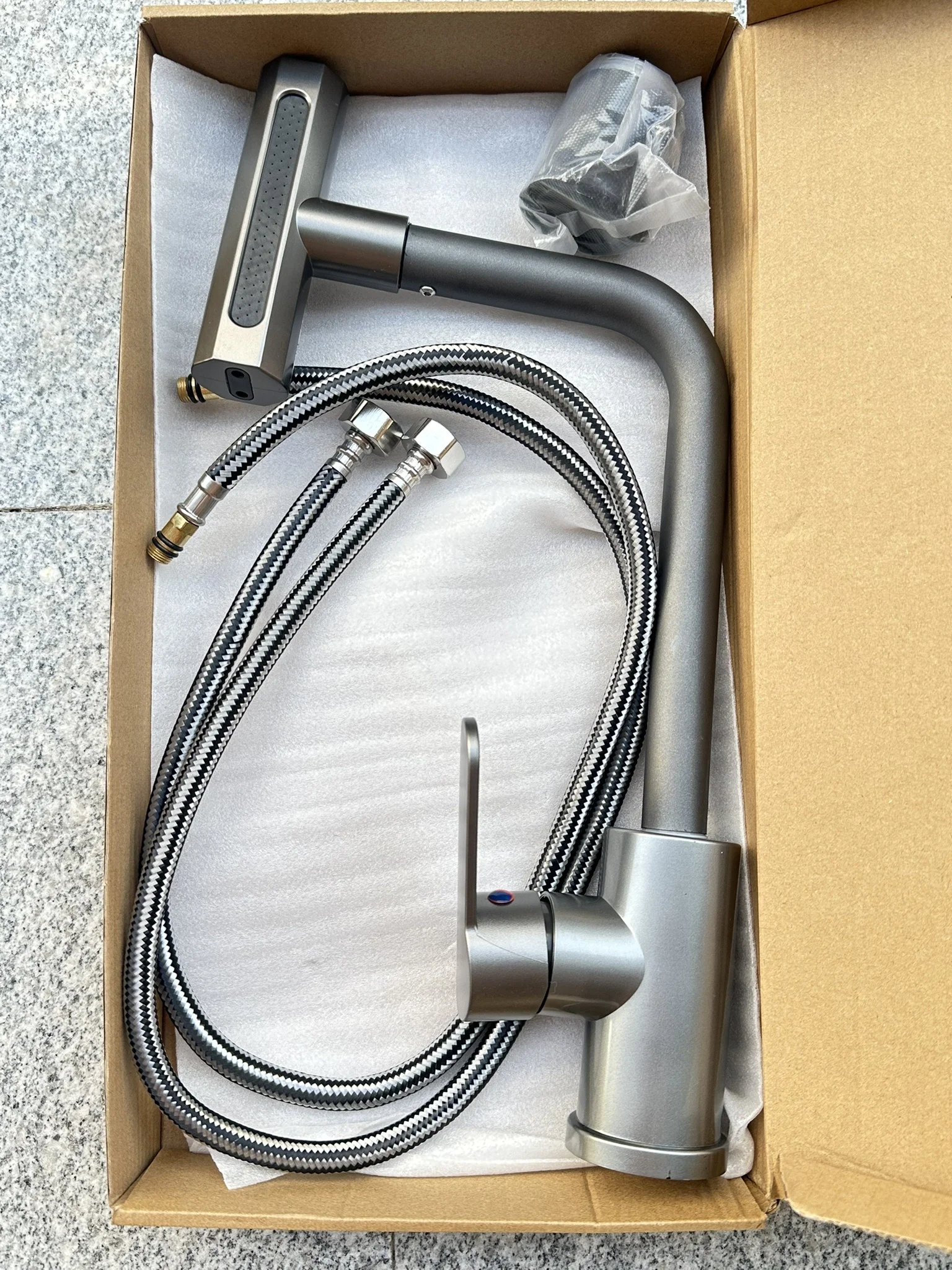 Single Handle 4 Function Waterfall Sink Faucets Mixer Kitchen Tap for Hotel Apartment