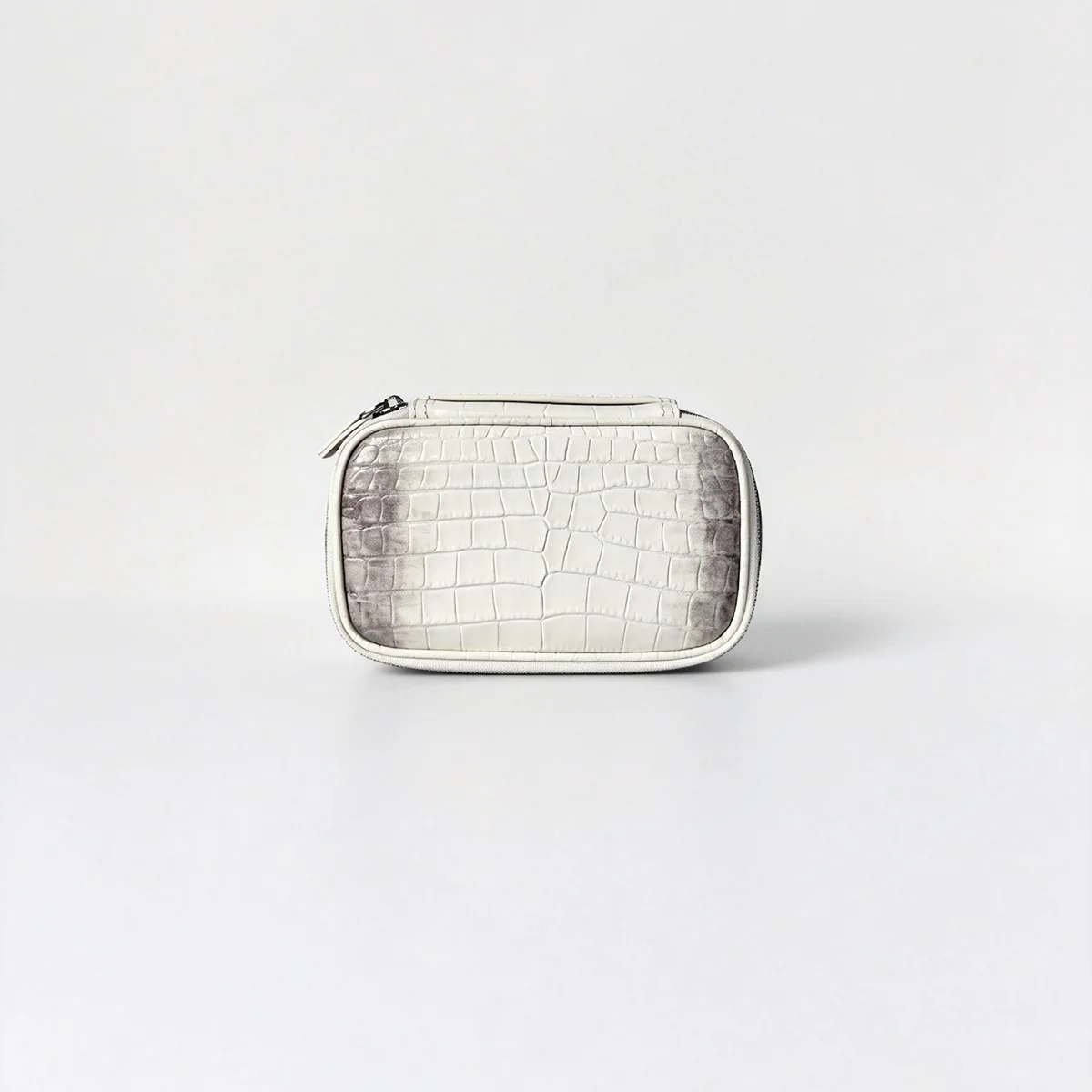 Neue Echte Leder-Kosmetiktasche mit Krokodilmuster Reise-Toilettenartikel-Organizer Tragbare Handtasche Make-up-Aufbewahrungsbeutel mit Initialen – Detail 12