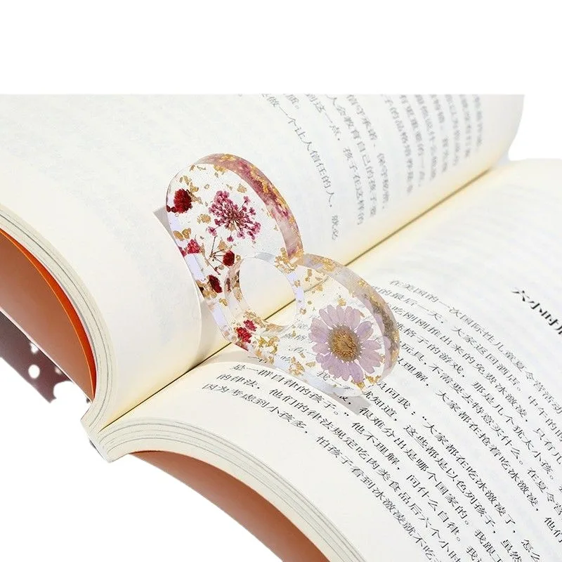 1Pc Transparent Book Page Holder Flower Pattern Press Book Page Support Bookmark Reading Tools