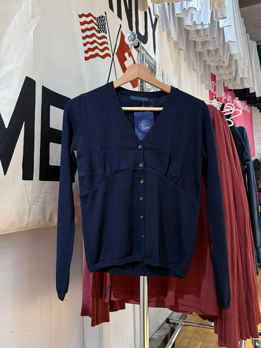

New Navy Slim Thin Cardigan Sweater Women Autumn Folds V Neck Single Breasted Knitwear Sweet Vintage Knitted Long Sleeve Sweater