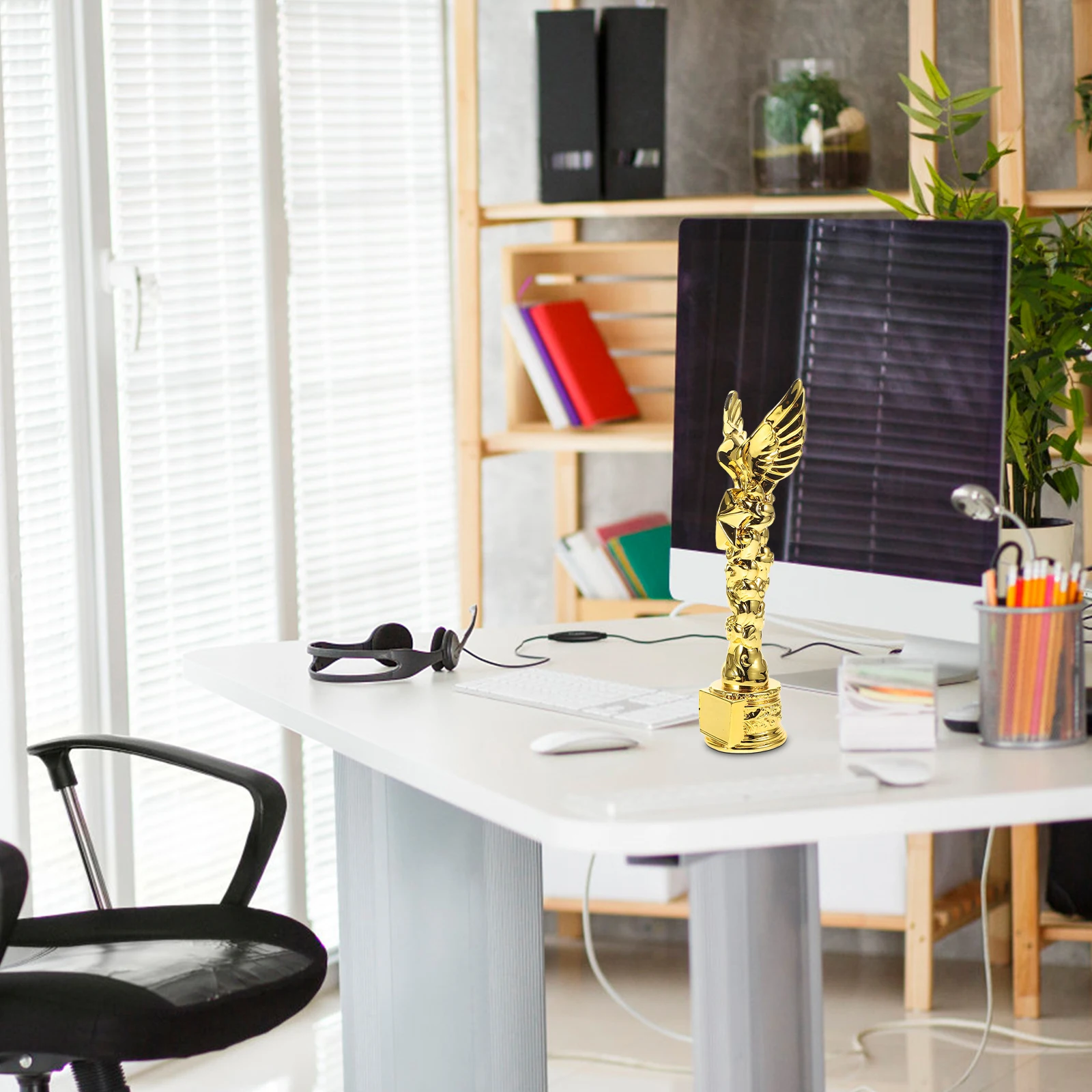 

Смола Трофей Награда Маленький Настольный Декор Для Церемонии Футбол Футбольный Матч Приз Трофей Орнамент Победитель