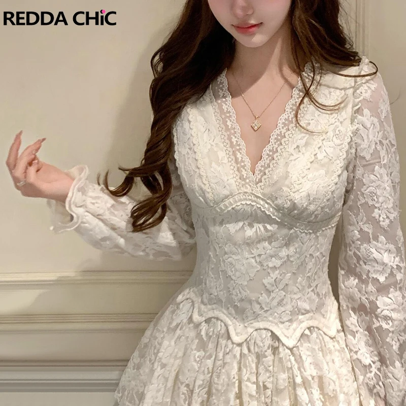 

REDDACHiC Белое короткое платье с цветочным кружевом, V-образным вырезом, длинными рукавами, рюшами и складками, мини-платье в стиле принцессы, винтажное, для дня рождения, женская одежда