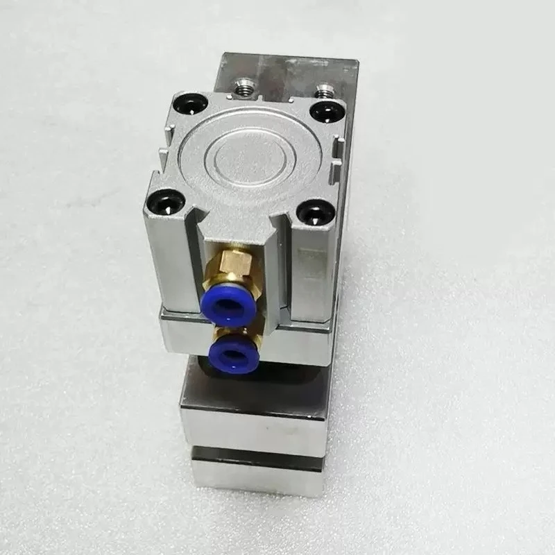 Pneumatic punching machine for bag making machine Butterfly hole non-woven small round hole plastic bag