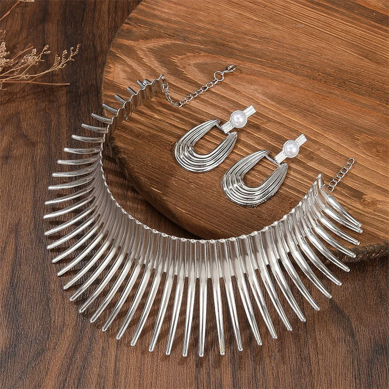 Fashion  Jewelry Set Gold Color Metal Big Exaggerated Torque Choker Earrings Set Jewelry African Punk Gifts
