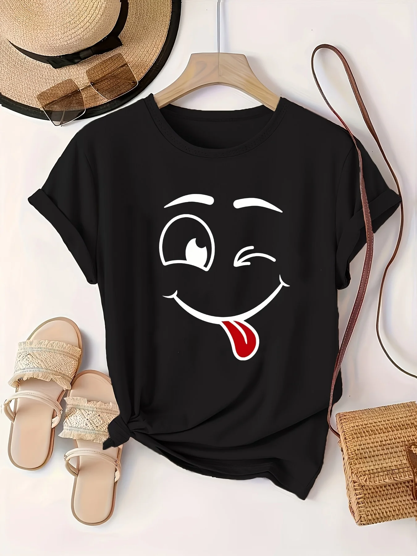 Fashionable Plus Size T-shirt with Smile Pattern Print, Funny Expression Printed Short Sleeve, Casual Women's Clothing
