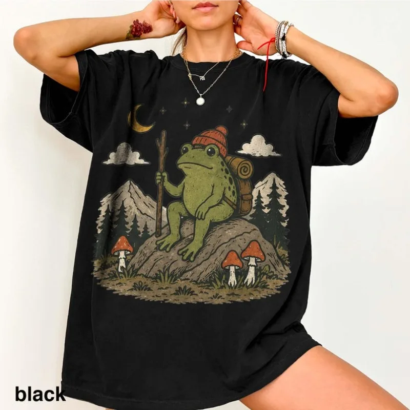 Retro Frog Camping Pattern T-shirt, Forest Hiking Wildlife Shirt, Classic Outdoor Adventure Retro Top Natural Theme Gift T-shirt