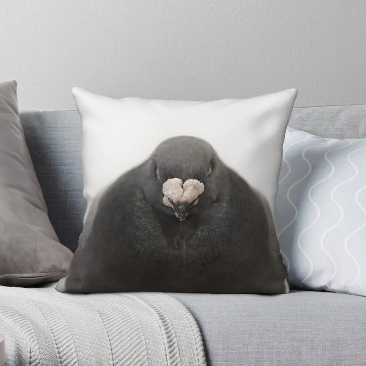 Pigeon Looking Around Pillowcase Polyester Linen Velvet Printed Zip Decor Bed Cushion Cover