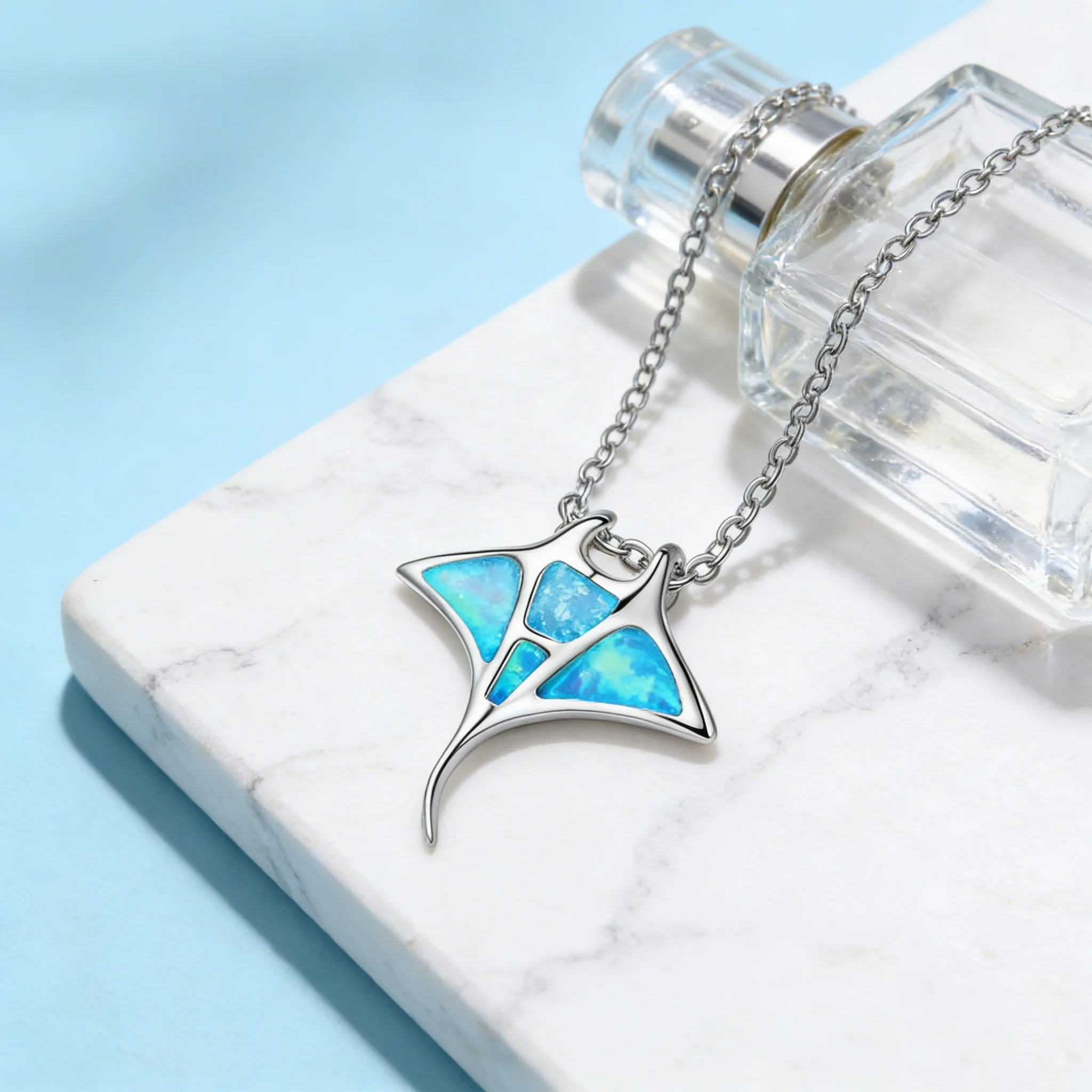 قلادة رمز الحرية، قلادة مانتا راي الأنيقة مع أوبال أزرق، هدية ذات مغزى لمحبي المحيط، مجوهرات فضية اللون #3