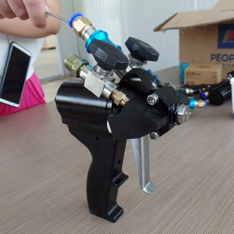 Polyurethane Foam Spray Gun Air Purge Spray Gun Polyurea Spray Gun